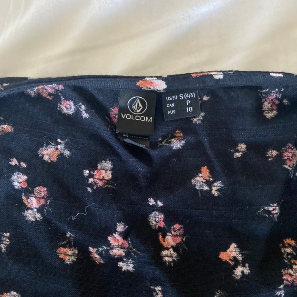 Volcom Romper - Picture 4 of 4